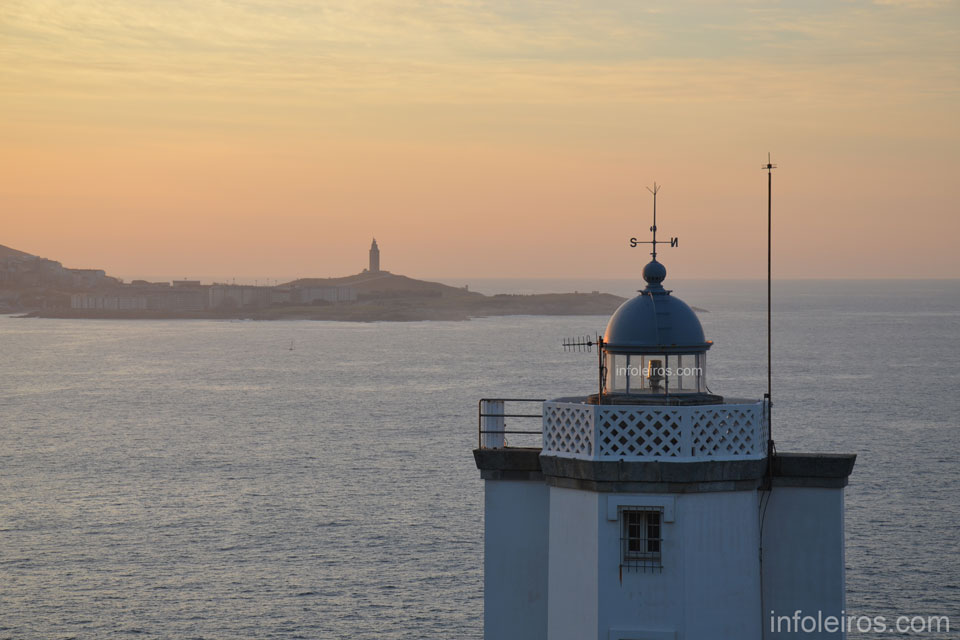 Faro pequeño Mera (Oleiros)